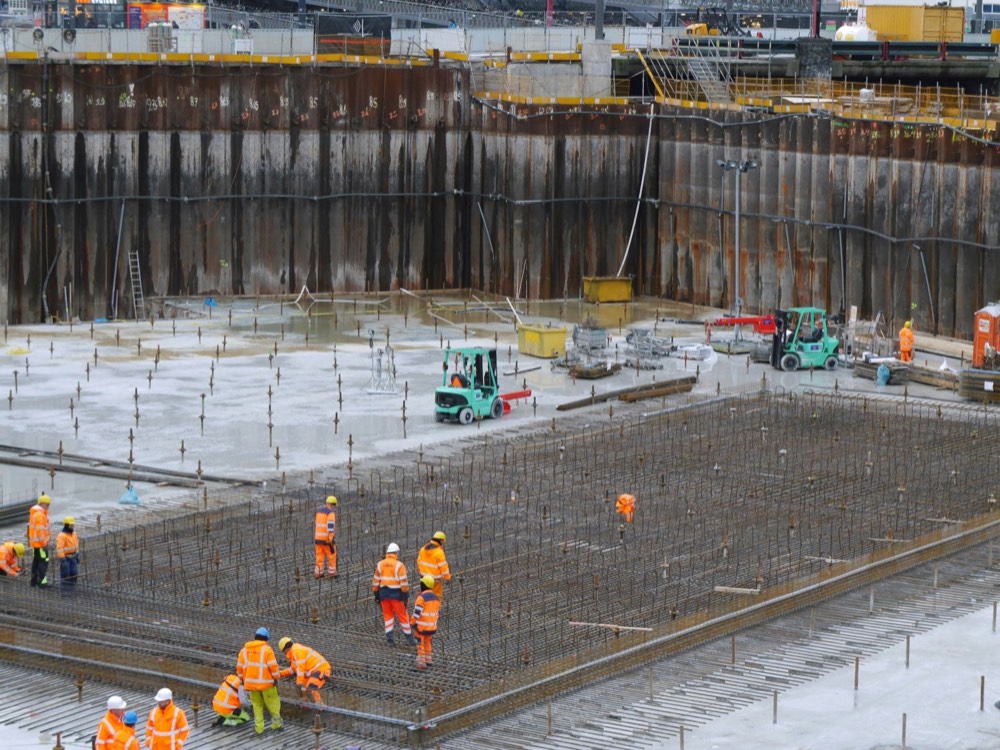 Active building foundation under construction